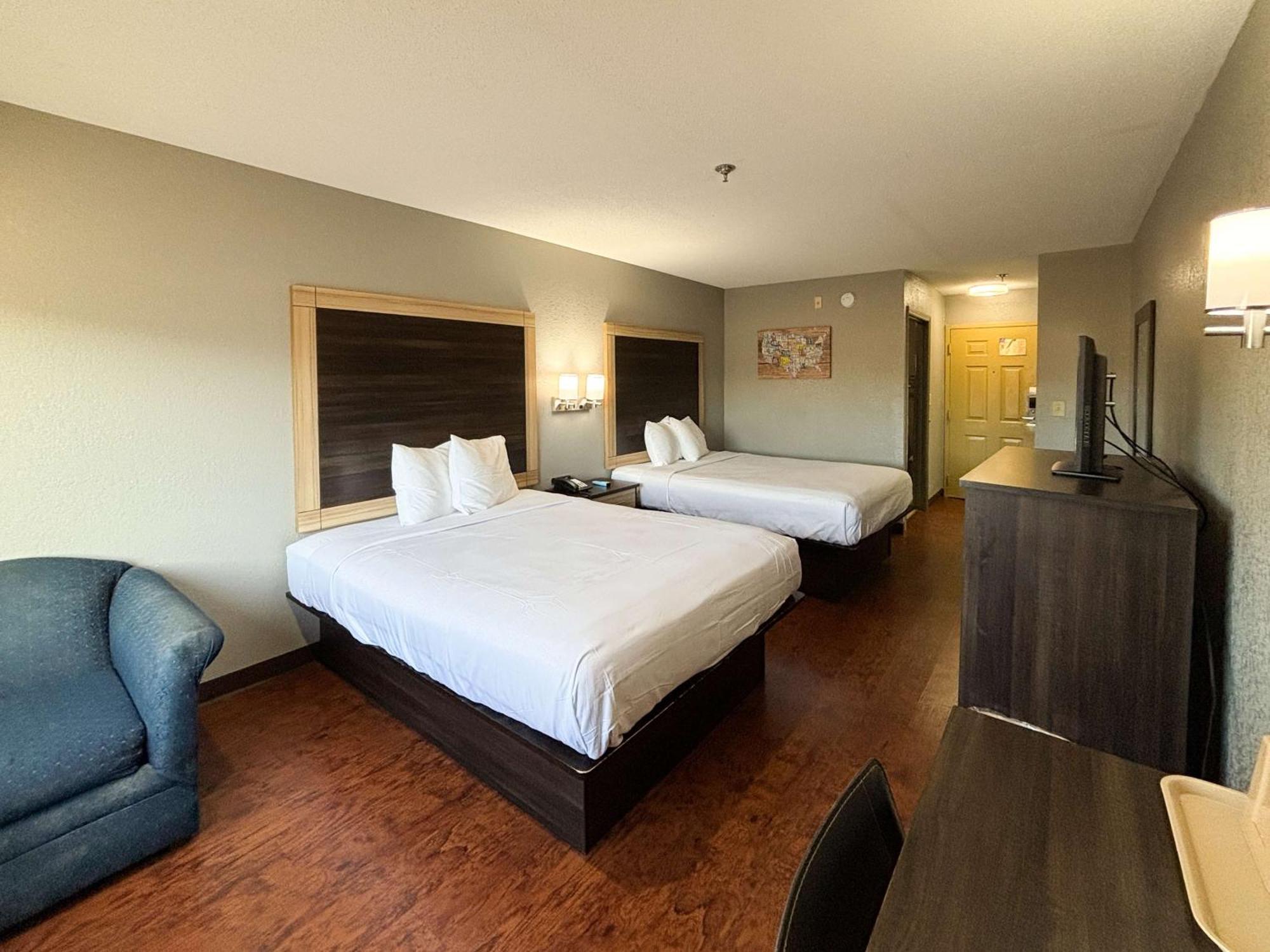 อิโคโน ลอดจ์ Hotel แพรตต์วิลล์ ภายนอก รูปภาพ