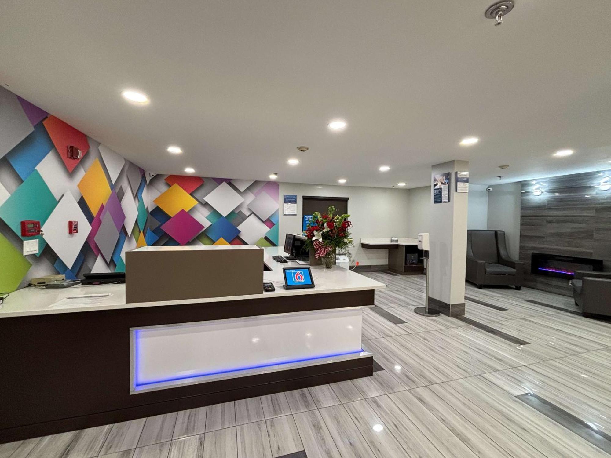 อิโคโน ลอดจ์ Hotel แพรตต์วิลล์ ภายนอก รูปภาพ