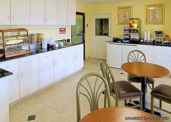 อิโคโน ลอดจ์ Hotel แพรตต์วิลล์ ร้านอาหาร รูปภาพ